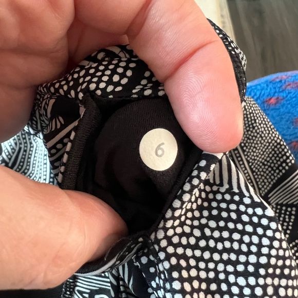 Lululemon Goal Crusher 7/8 Tight Leggings Women's Size 6 - Picture 5 of 5